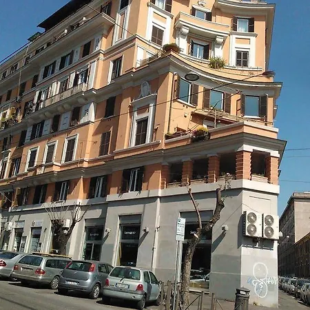 Luna * Rome